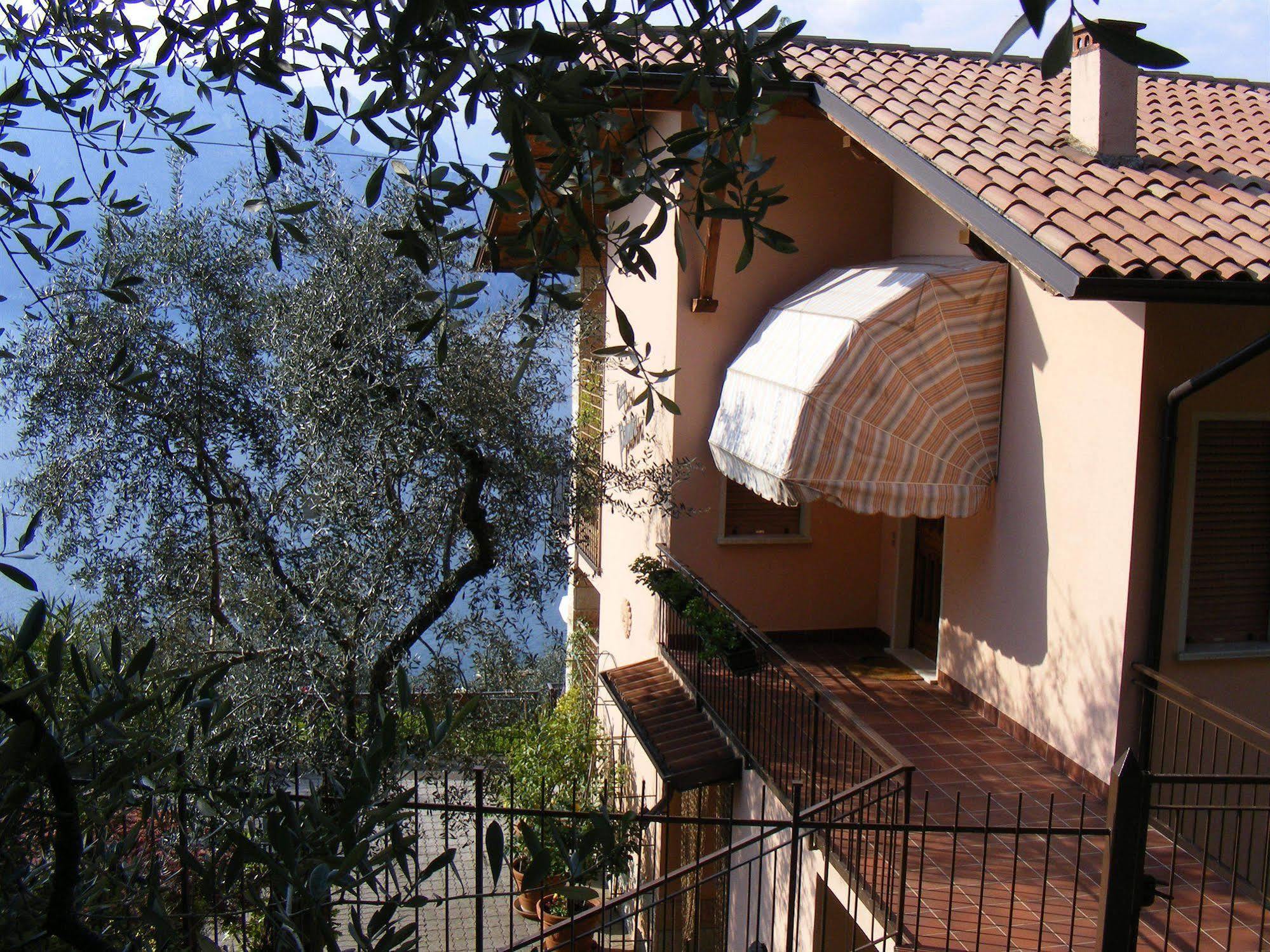 Casa Palmira Leilighet Brenzone sul Garda Eksteriør bilde