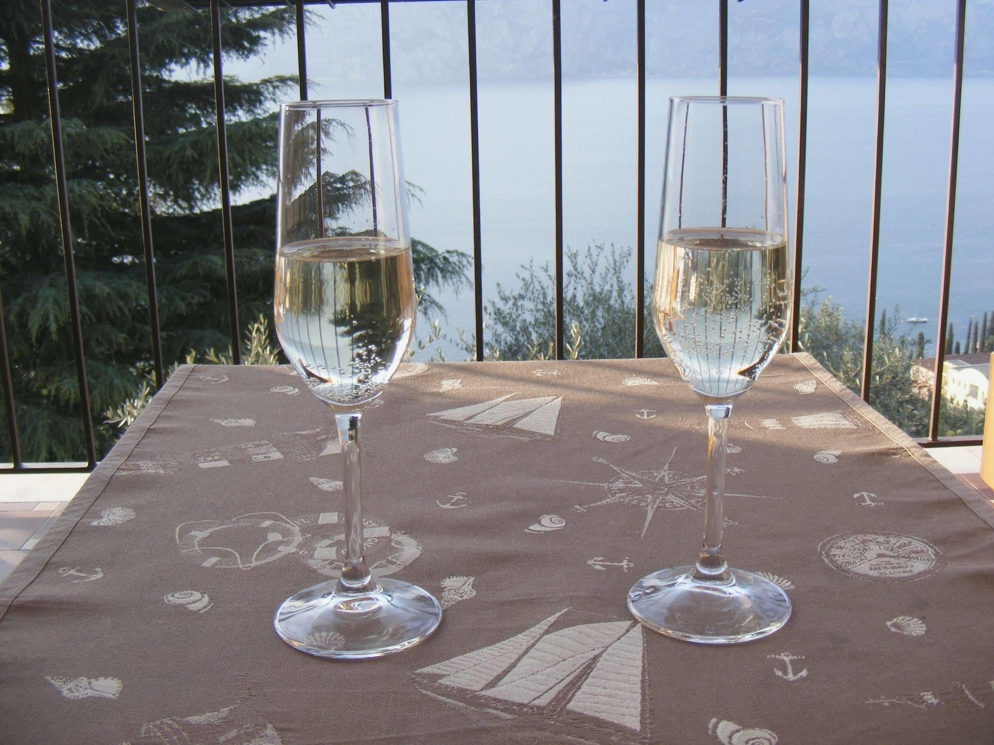 Casa Palmira Leilighet Brenzone sul Garda Eksteriør bilde