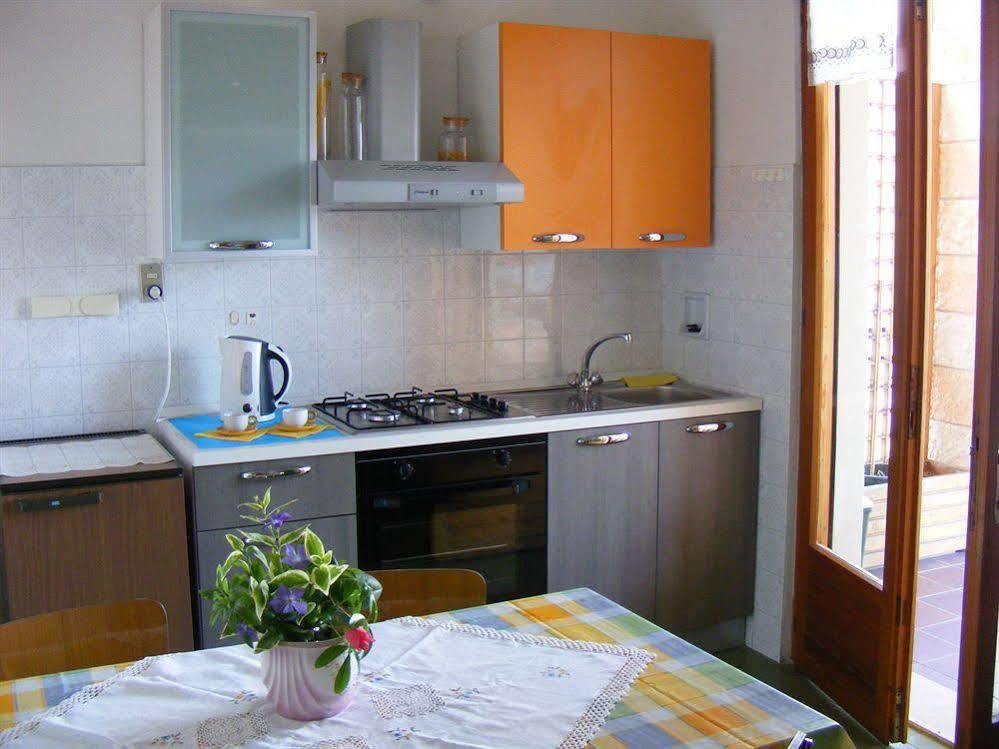 Casa Palmira Leilighet Brenzone sul Garda Eksteriør bilde